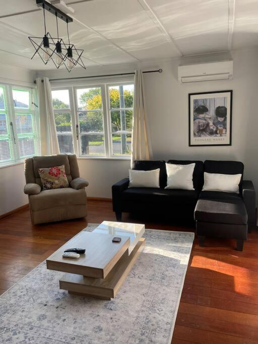 Watts, A Cosy Escape Vila Hamilton Exterior foto